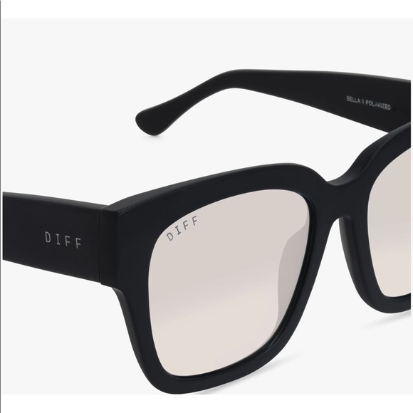 Diff Bella II Matte Black Beige Mirror Polarized Sunglasses SOLD OUT ONLINE - Picture 4 of 7